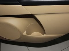 2013 三厢 1.6 自动 精英型