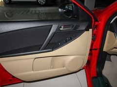 2013 三厢 1.6 自动 精英型