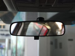2013 三厢 1.6 自动 精英型