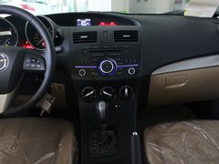 2013 三厢 1.6 自动 精英型