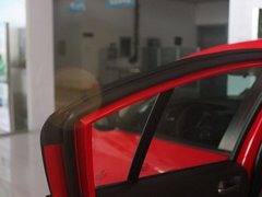 2013 三厢 1.6 自动 精英型