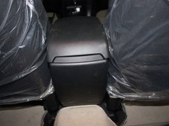 2013 三厢 1.6 自动 精英型
