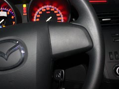 2013 三厢 1.6 自动 精英型
