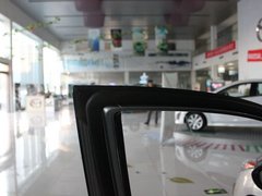 2013 三厢 1.6 自动 精英型