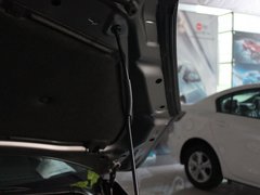 2013 三厢 1.6 自动 精英型