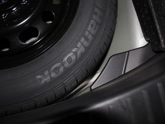 2013 三厢 1.6 自动 精英型