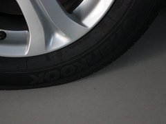 2013 三厢 1.6 自动 精英型