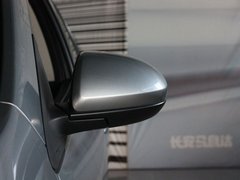 2013 三厢 1.6 自动 精英型