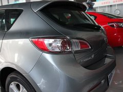 2013 三厢 1.6 自动 精英型