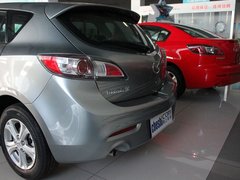 2013 三厢 1.6 自动 精英型