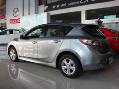 2013 三厢 1.6 自动 精英型