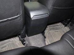 2013 三厢 1.6 自动 精英型