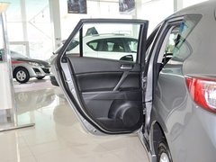 2013 三厢 1.6 自动 精英型
