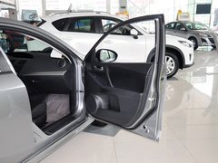 2013 三厢 1.6 自动 精英型