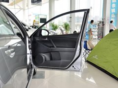 2013 三厢 1.6 自动 精英型
