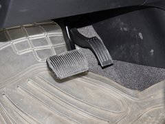 2013 三厢 1.6 自动 精英型