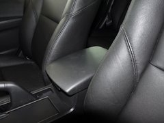 2013 三厢 1.6 自动 精英型