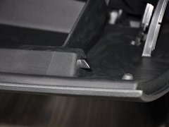 2013 三厢 1.6 自动 精英型
