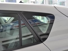 2013 三厢 1.6 自动 精英型