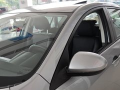 2013 三厢 1.6 自动 精英型