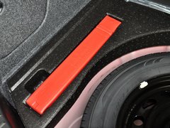 2013 三厢 1.6 自动 精英型