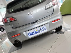 2013 三厢 1.6 自动 精英型