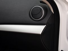 2013 三厢 1.6 自动 精英型
