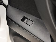 2013 三厢 1.6 自动 精英型