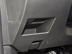 2013 三厢 1.6 自动 精英型