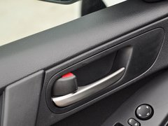 2013 三厢 1.6 自动 精英型