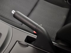 2013 三厢 1.6 自动 精英型