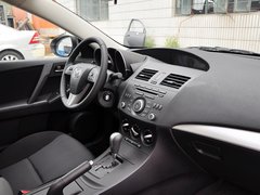 2013 三厢 1.6 自动 精英型