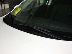 2013 三厢 2.0 自动 豪华型