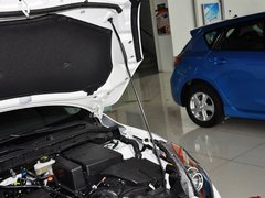 2013 三厢 2.0 自动 豪华型