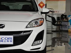 2013 三厢 2.0 自动 豪华型