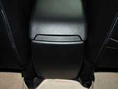 2013 三厢 2.0 自动 豪华型