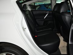 2013 三厢 2.0 自动 豪华型