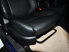 2013 三厢 2.0 自动 豪华型