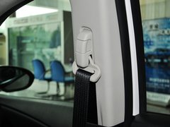 2013 三厢 2.0 自动 豪华型