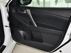 2013 三厢 2.0 自动 豪华型