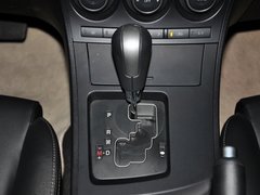 2013 三厢 2.0 自动 豪华型