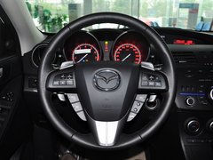 2013 三厢 2.0 自动 豪华型