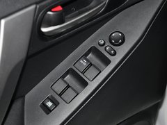 2013 三厢 2.0 自动 豪华型