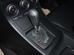 2013 三厢 2.0 自动 豪华型