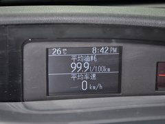 2013 三厢 2.0 自动 豪华型