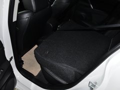 2013 三厢 2.0 自动 豪华型