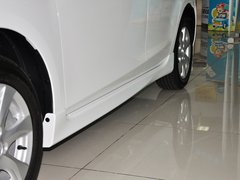 2013 三厢 2.0 自动 豪华型