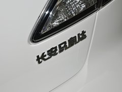 2013 三厢 2.0 自动 豪华型