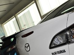2013 三厢 2.0 自动 豪华型