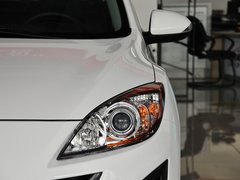 2013 三厢 2.0 自动 豪华型